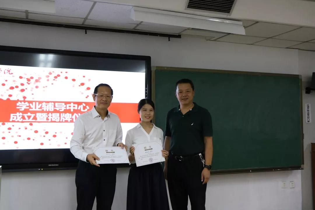 b380ed3af9d340928ae65a83fd150152.jpg b380ed3af9d340928ae65a83fd150152.jpg