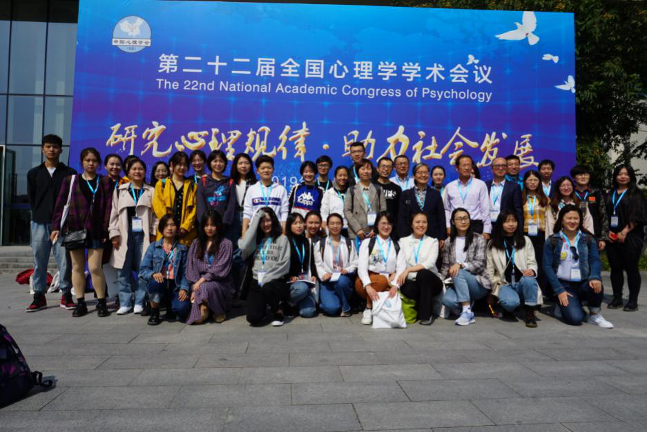 cbe1a253393b4e7d8c8822da9a52e1e0.png cbe1a253393b4e7d8c8822da9a52e1e0.png